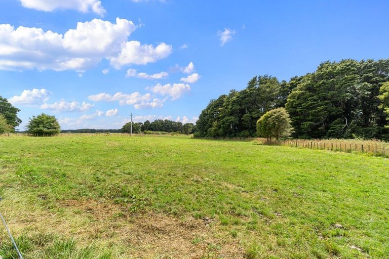 Photo of property in 632 Campbell Road, Richmond Downs, Walton, 3475