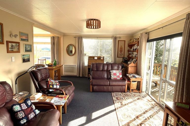 Photo of property in 66 Richmond Avenue, Richmond Heights, Taupo, 3330