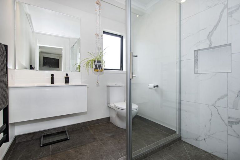 Photo of property in 98 Wairau Drive, Tikipunga, Whangarei, 0112