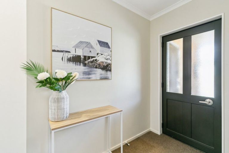 Photo of property in Redwood Village, 29/42 Main Road, Tawa, Wellington, 5028