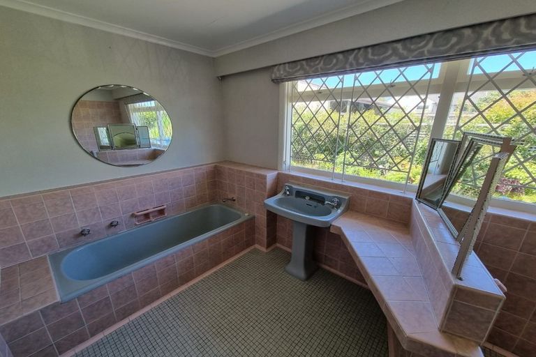 Photo of property in 63 Old Karori Road, Karori, Wellington, 6012