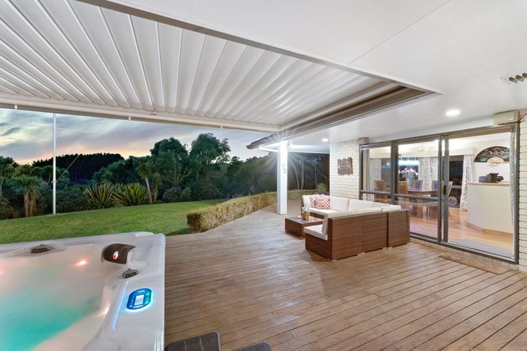 Photo of property in 132 Muriwai Valley Road, Muriwai, Waimauku, 0881