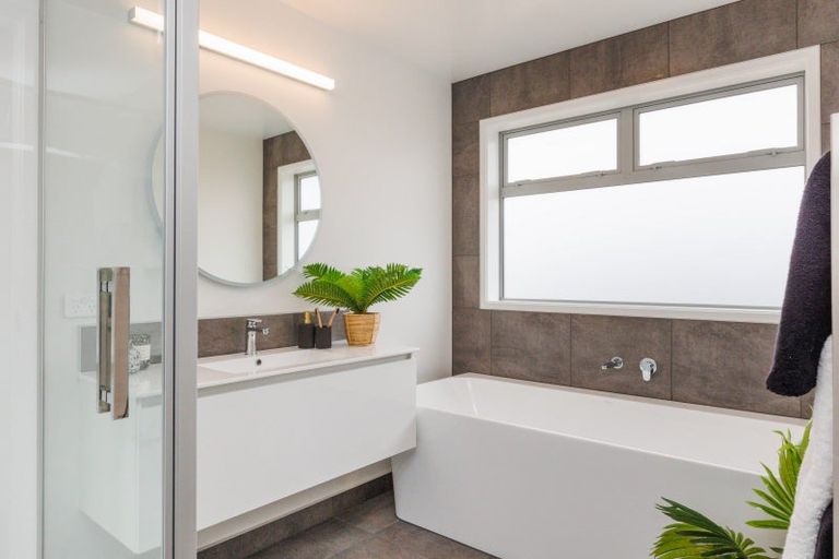 Photo of property in 8 Roots Street West, Feilding, 4702