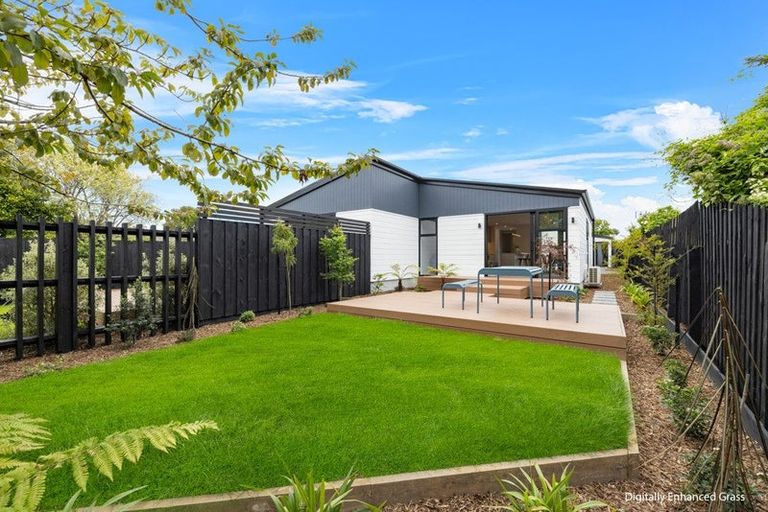 Photo of property in 2/58 Averill Street, Richmond, Christchurch, 8013