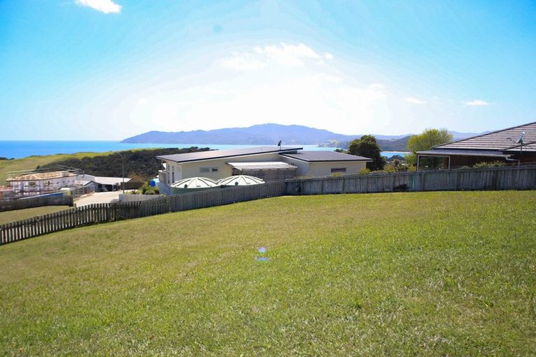 Photo of property in 15 Nancy Wake Place, Cable Bay, 0420