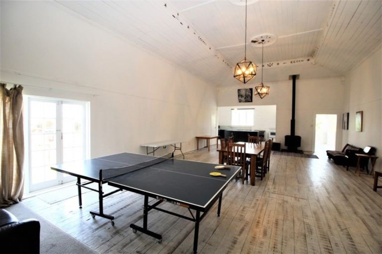 Photo of property in 50 Ross Street, Woodville, 4920