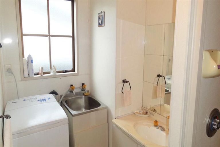 Photo of property in 62 Saint Johns Street, Woolston, Christchurch, 8062