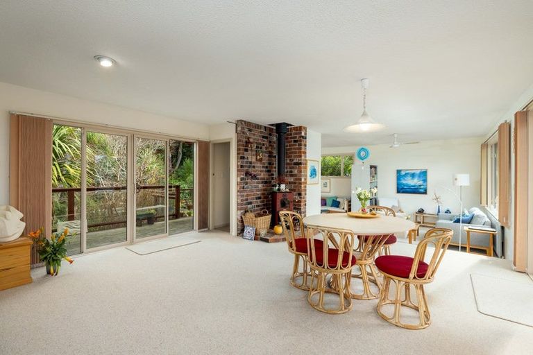 Photo of property in 72 Main Road, Governors Bay, Lyttelton, 8971