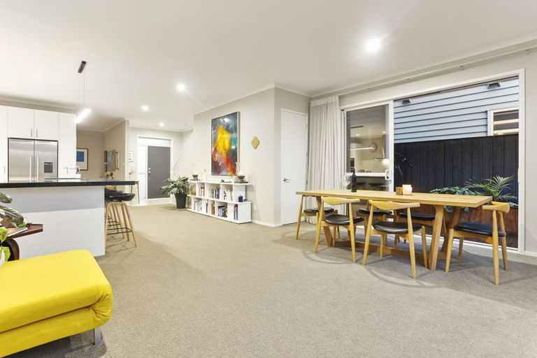 Photo of property in 112 Squadron Drive, Hobsonville, Auckland, 0616