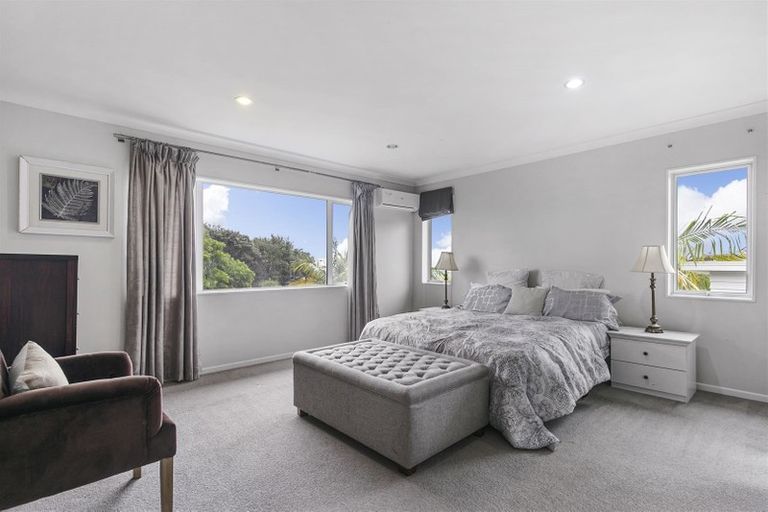 Photo of property in 102 Glendhu Road, Bayview, Auckland, 0629