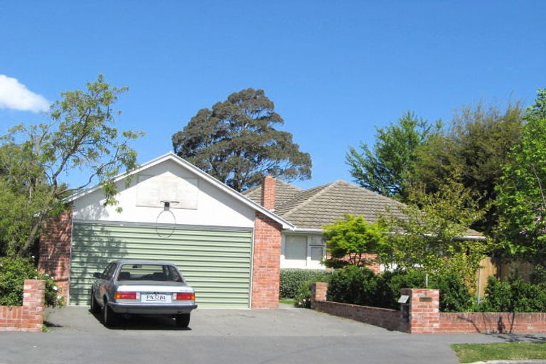 Photo of property in 4 Braco Place, Burnside, Christchurch, 8041