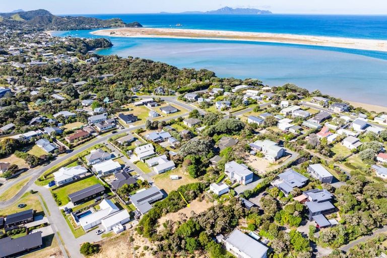 Photo of property in 34a Moir Point Road, Mangawhai Heads, Mangawhai, 0505