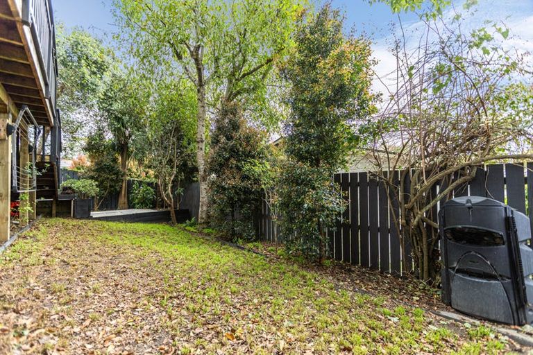 Photo of property in 19 Western Springs Road, Morningside, Auckland, 1021