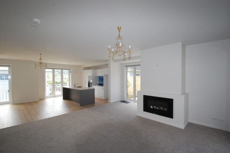 Photo of property in 56d Nicholson Road, Khandallah, Wellington, 6035