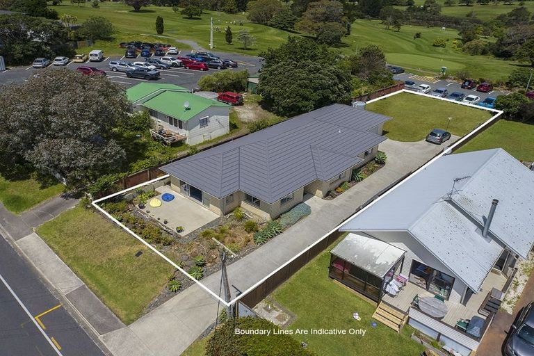 Photo of property in 1333 Whangaparaoa Road, Army Bay, Whangaparaoa, 0930