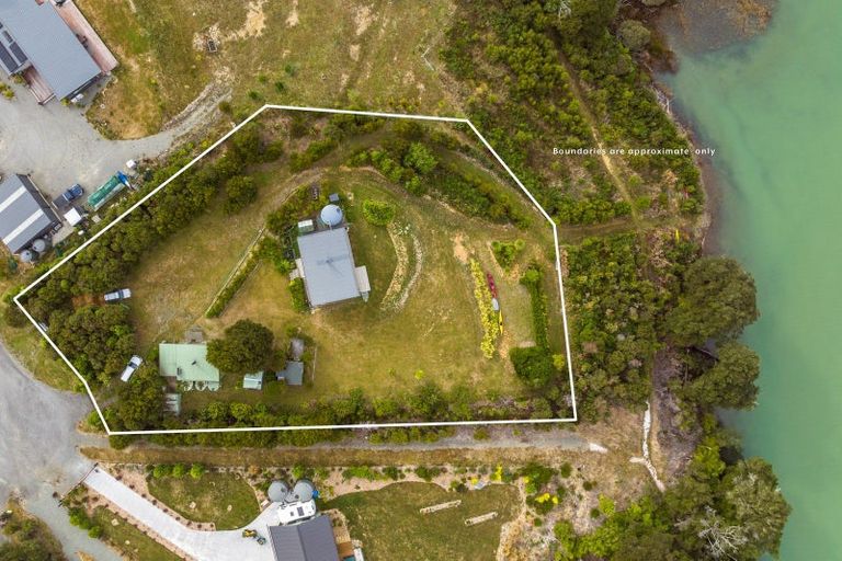 Photo of property in 15 Tai Close, Kaiuma Bay, Havelock, 7178