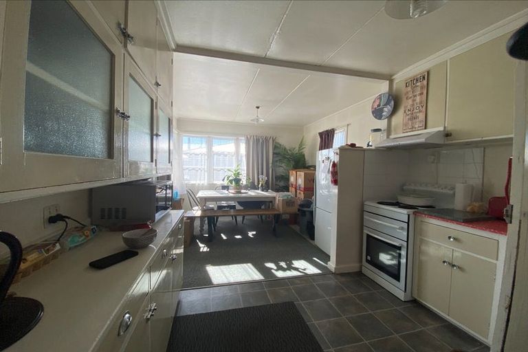 Photo of property in 44 Budge Street, Riversdale, Blenheim, 7201