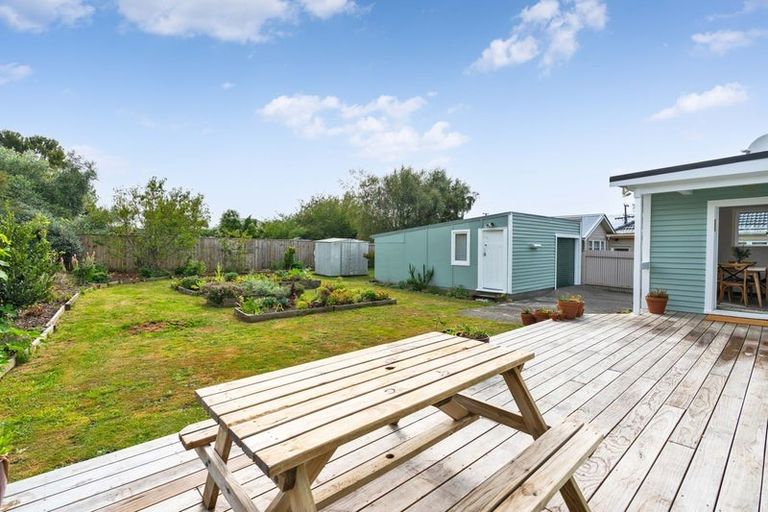 Photo of property in 33 Revans Street, Featherston, 5710