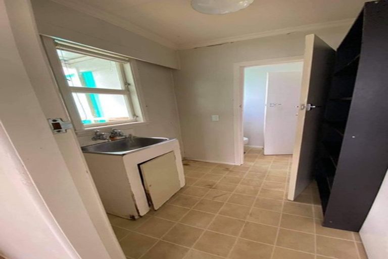 Photo of property in 106 Stanners Street, Eltham, 4322