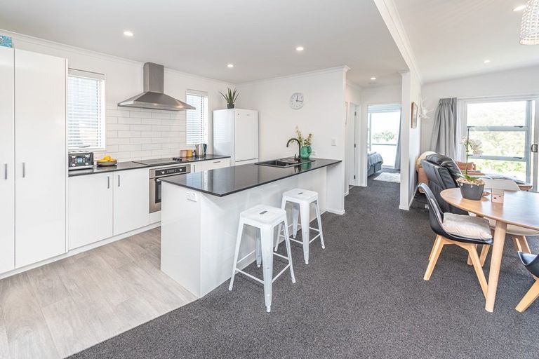 Photo of property in 5 Toi Street, Tawhero, Whanganui, 4501