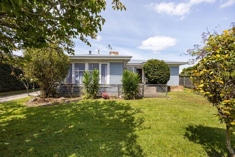 Photo of property in 17 Charles Crescent, Beerescourt, Hamilton, 3200