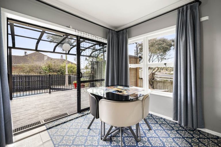Photo of property in 21 Orams Road, Hillpark, Auckland, 2102