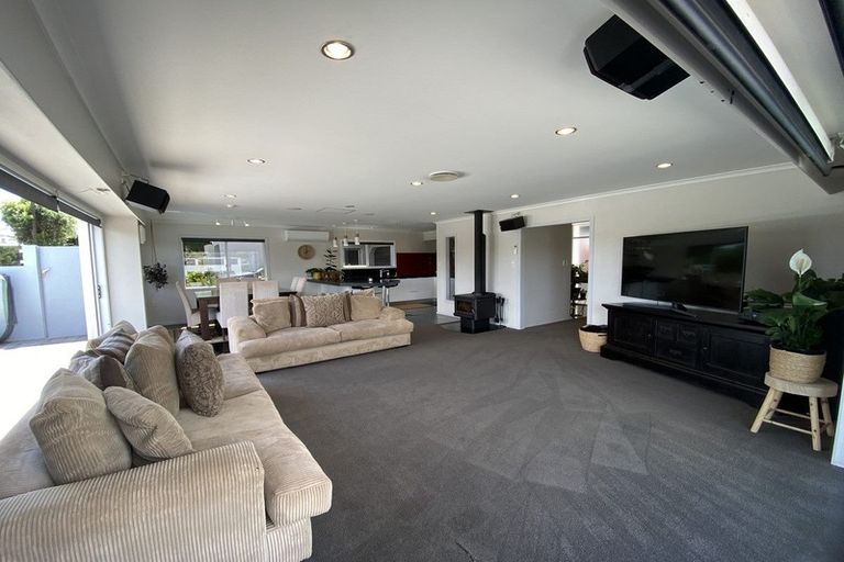 Photo of property in 21a Birdwood Avenue, Moturoa, New Plymouth, 4310