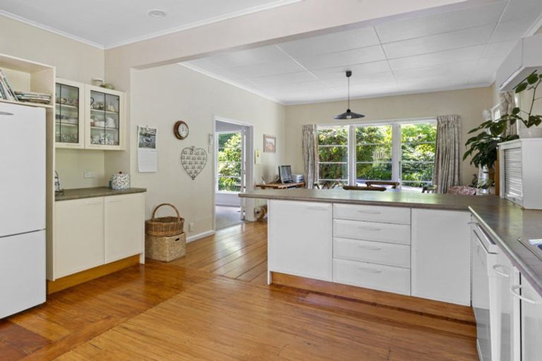 Photo of property in 20 Thompson Road, Bluff Hill, Napier, 4110