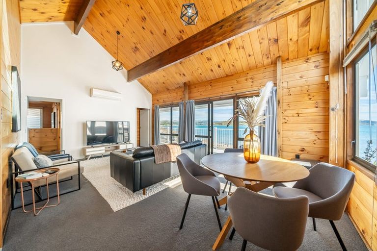 Photo of property in 47 Moana Road, Plimmerton, Porirua, 5026