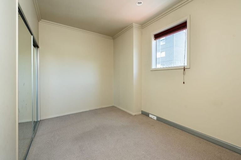 Photo of property in Atrium Towers, 9g/154 The Terrace, Wellington Central, Wellington, 6011