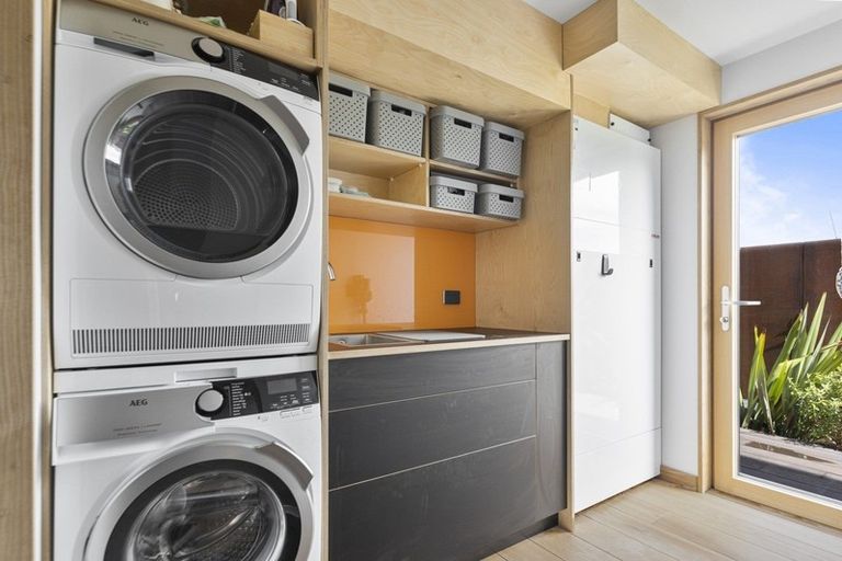 Photo of property in 6 Soudley Court, Jacks Point, Queenstown, 9371