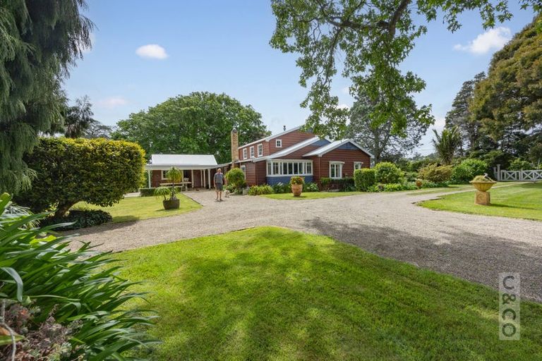 Photo of property in 218 Pomona Road, Kumeu, 0891