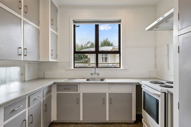 Photo of property in 1 Rutland Street, Levin, 5510