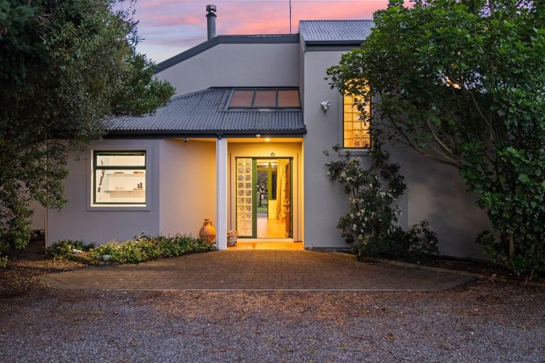 Photo of property in 16 Newman Road, Rapaura, Blenheim, 7273