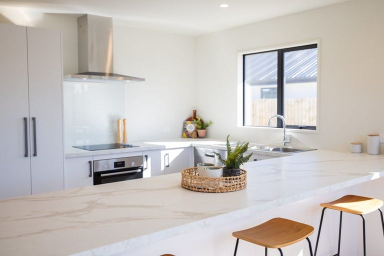 Photo of property in 7 Poipoi Place, Aranui, Christchurch, 8061