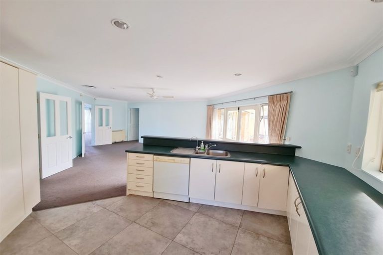 Photo of property in 17 Bramley Drive, Rototuna, Hamilton, 3210