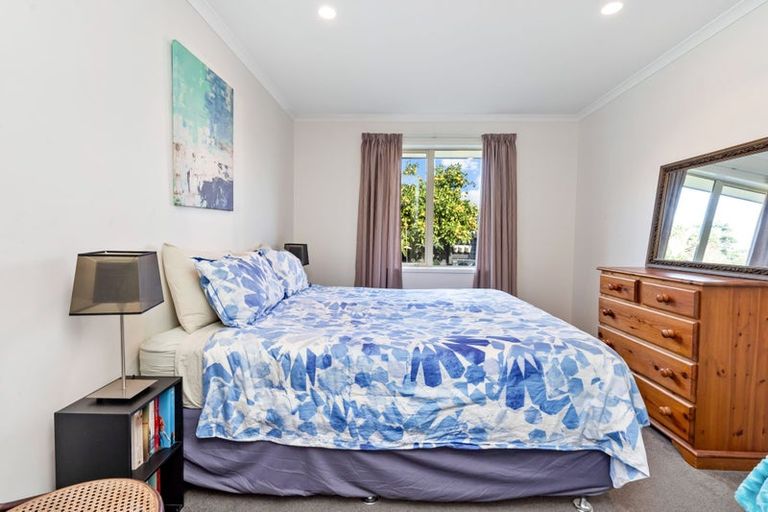 Photo of property in 52 Tamure Place, Ruakaka, 0116