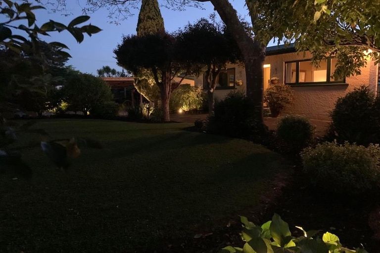 Photo of property in 20 Sherrybrooke Place, Sunnyvale, Auckland, 0612