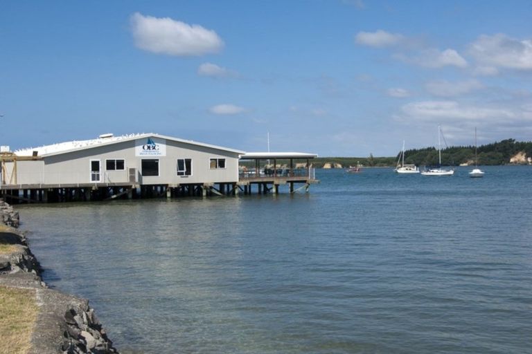 Photo of property in 100 Hamurana Road, Omokoroa, 3114