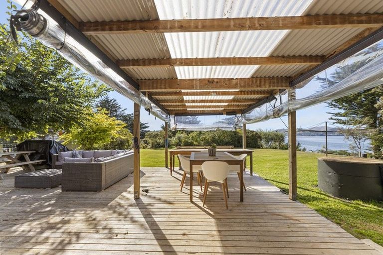 Photo of property in 20 Clyde Street, Roseneath, Port Chalmers, 9023