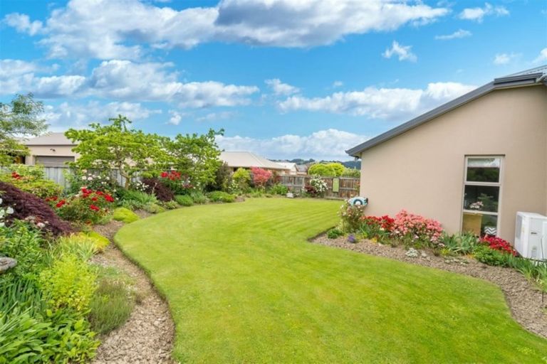 Photo of property in 11 Fenty Place, Mosgiel, 9024