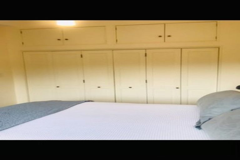 Photo of property in 370 Tararua Road, Levin, 5571