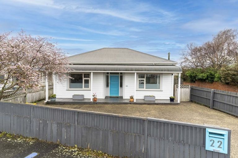 Photo of property in 22 Hargest Crescent, Saint Kilda, Dunedin, 9012