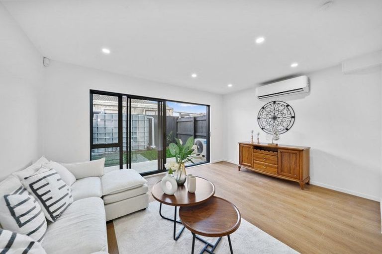 Photo of property in 4/9 Wilson Place, Papakura, 2110