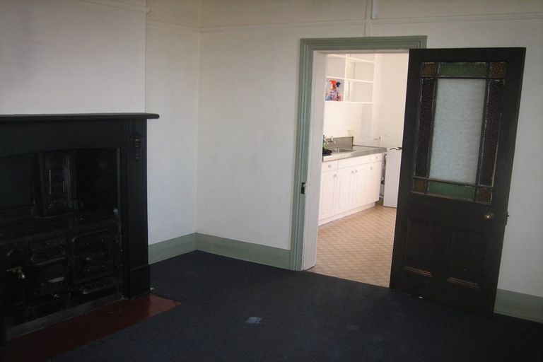 Photo of property in 16 Howe Street, North Dunedin, Dunedin, 9016