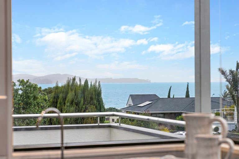 Photo of property in 19 Merehai Place, Snells Beach, 0920