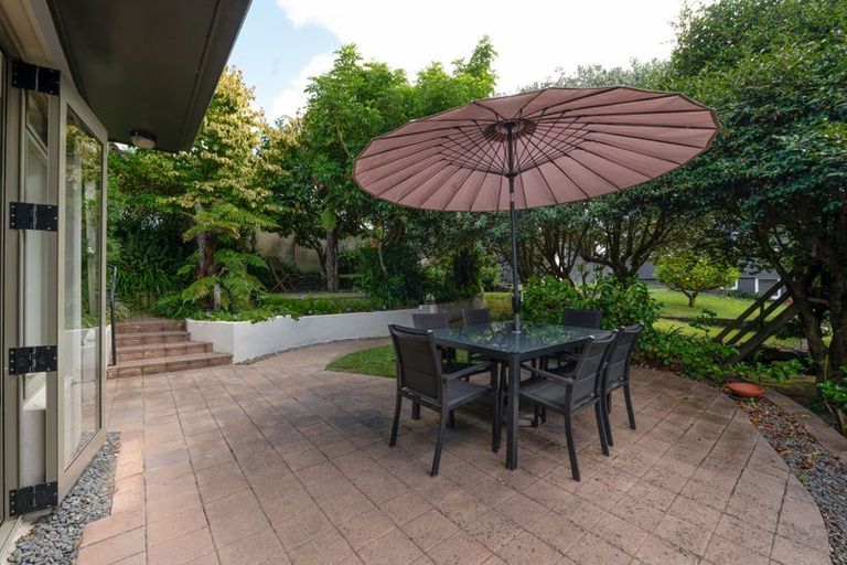 Photo of property in 10 Golf Grove, St Andrews, Hamilton, 3200