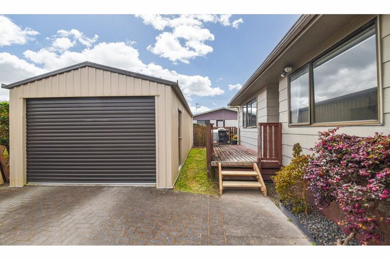Photo of property in 12b Ross Road, Western Heights, Rotorua, 3015