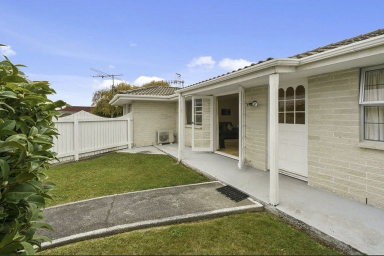 Photo of property in 28a Belvedere Avenue, Waikanae, 5036