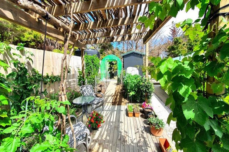 Photo of property in 17 Woods Ridge Road, Kawau Island, 0920